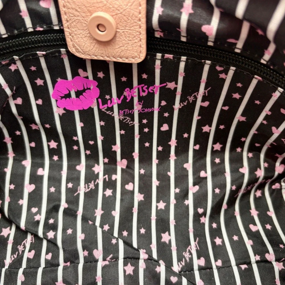Betsey Johnson LBROSA Hobo Bag Bow Accent Shoulder Bag Purse Taupe NWT‎